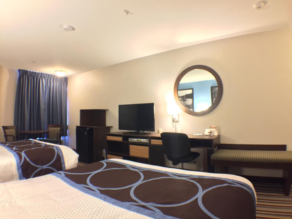 Super 8 By Wyndham Fort Frances Buitenkant foto