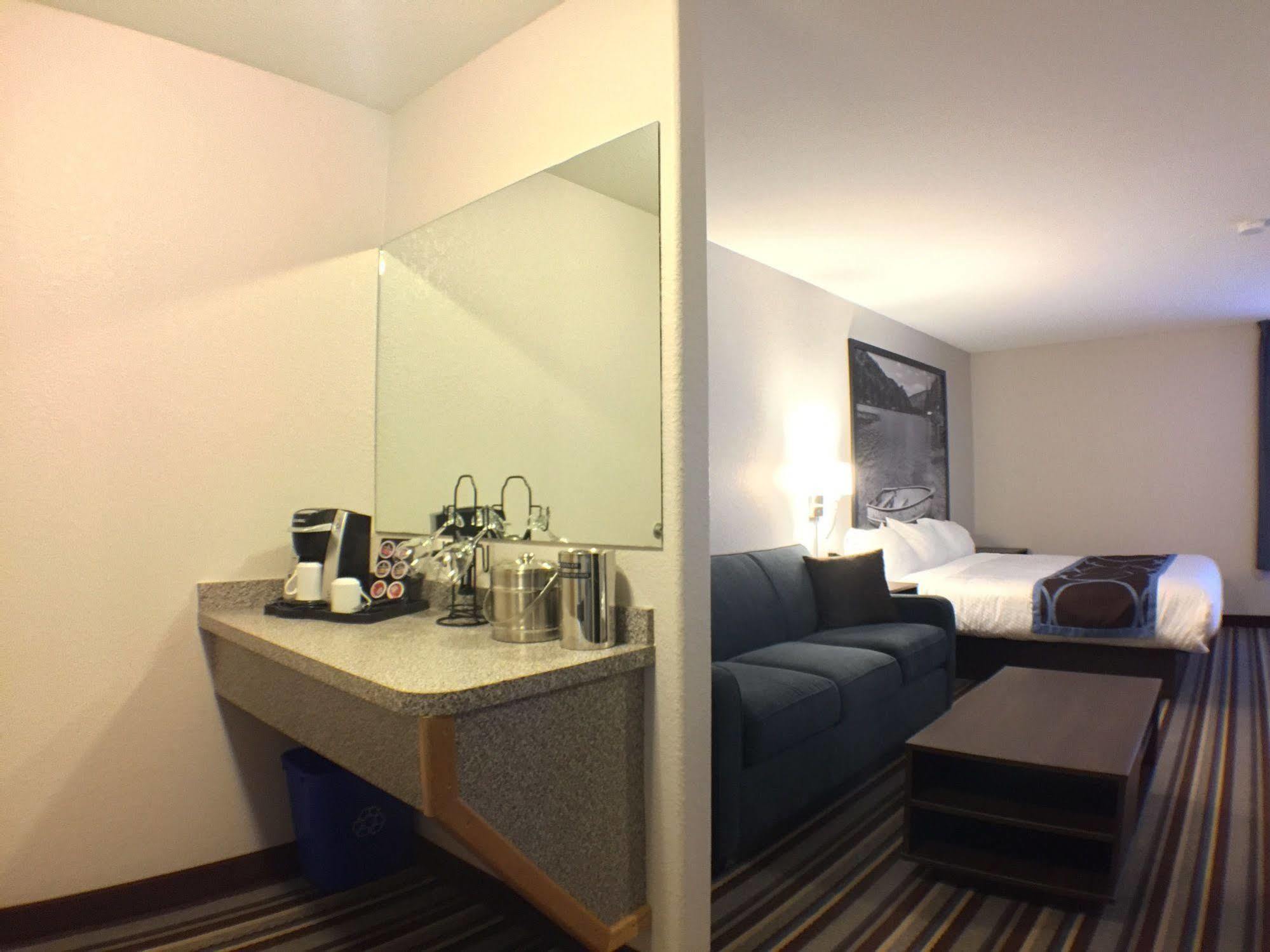 Super 8 By Wyndham Fort Frances Buitenkant foto