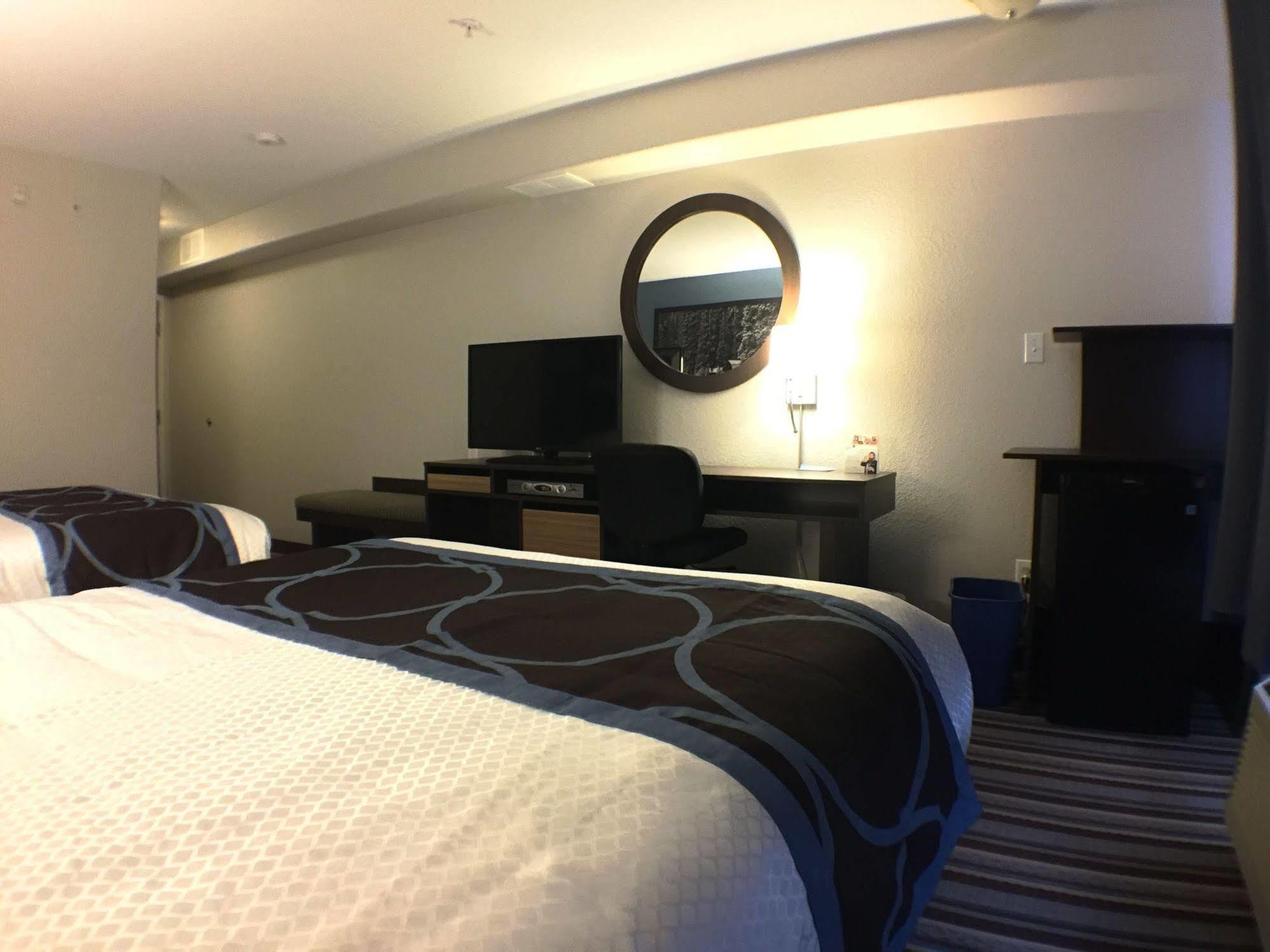 Super 8 By Wyndham Fort Frances Buitenkant foto